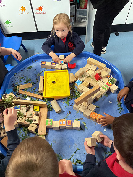 Red Oaks Primary School