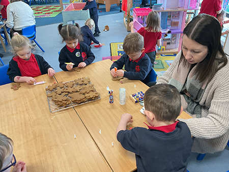 Red Oaks Primary School
