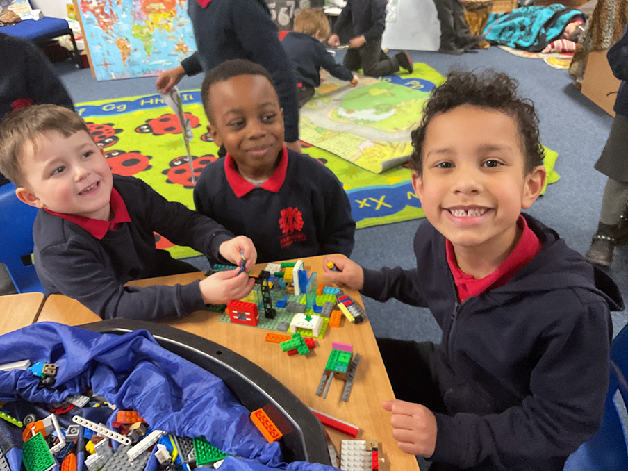 Red Oaks Primary School