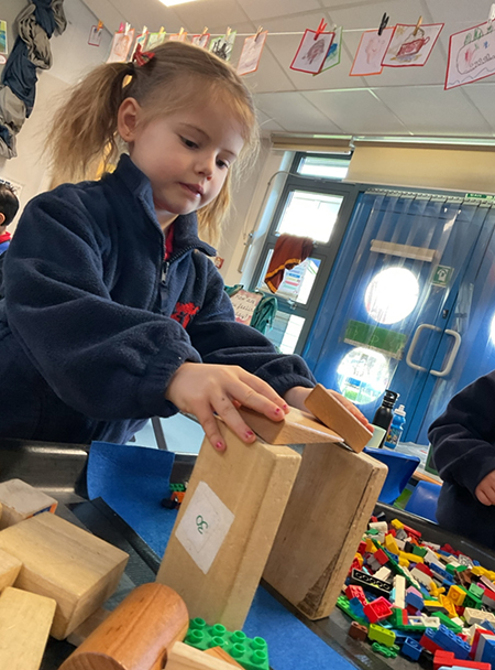 Red Oaks Primary School