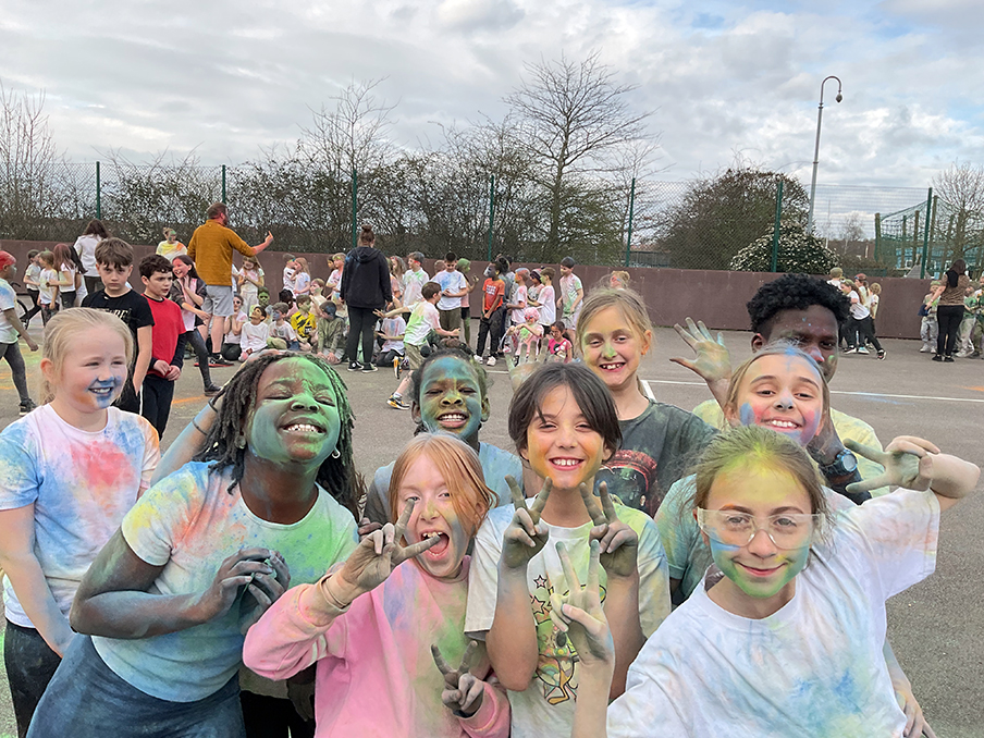 Red Oaks Primary School
